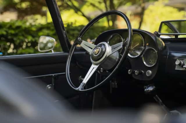 Alfa Romeo 2000 Spider (1959) thumbnail 51