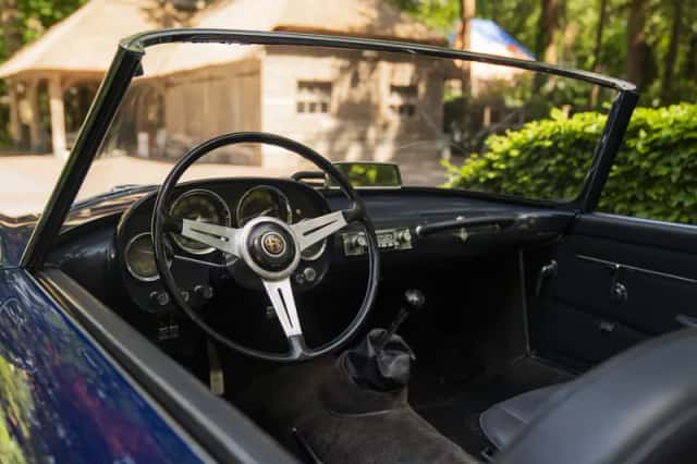 Alfa Romeo 2000 Spider (1959) thumbnail 10
