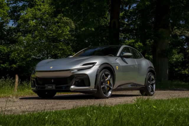 Ferrari Purosangue (2024) thumbnail 18