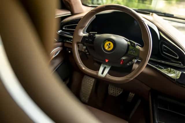 Ferrari Purosangue (2024) thumbnail 53
