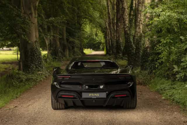 Ferrari 296 GTB (2024) thumbnail 32