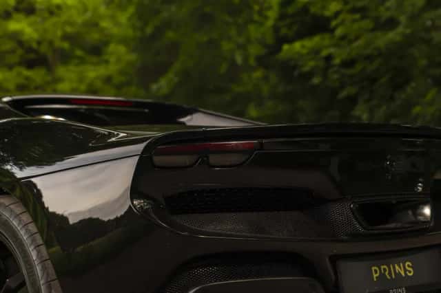Ferrari 296 GTB (2024) thumbnail 36