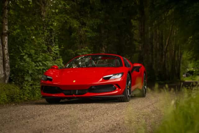 Ferrari 296 GTS (2026) thumbnail 16