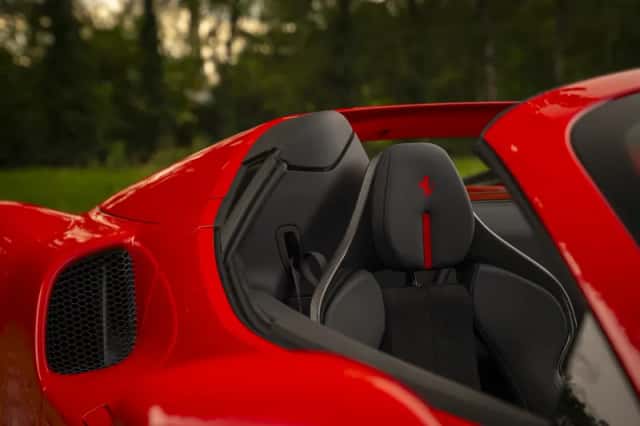 Ferrari 296 GTS (2026) thumbnail 32