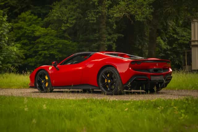 Ferrari 296 GTS (2026) thumbnail 40
