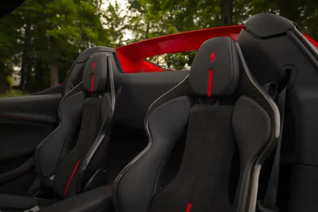 Ferrari 296 GTS (2026) thumbnail 9