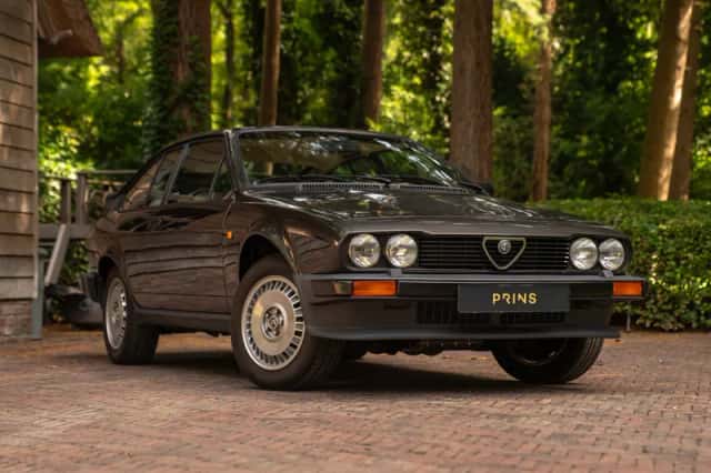Alfa Romeo GTV (1982) thumbnail 3