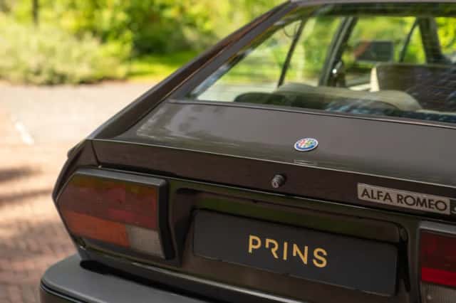 Alfa Romeo GTV (1982) thumbnail 29