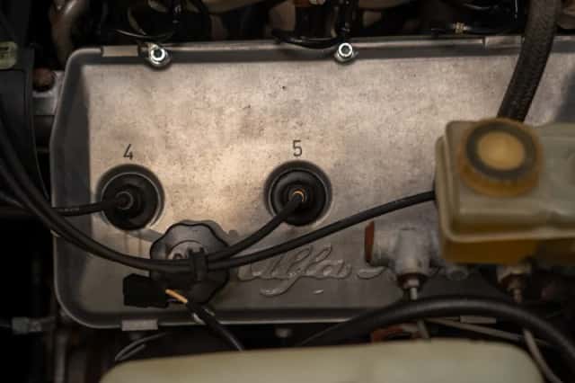 Alfa Romeo GTV (1982) thumbnail 37