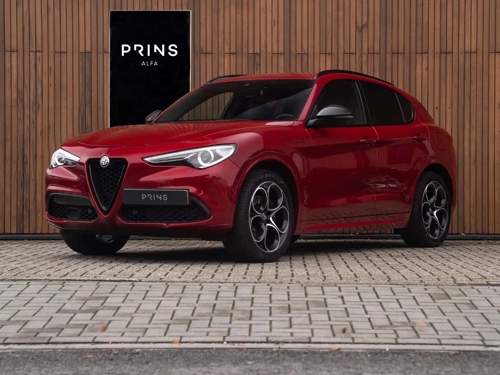 Alfa Romeo Stelvio (2020) — foto 1