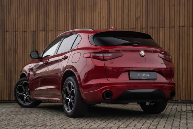 Alfa Romeo Stelvio (2020) thumbnail 19