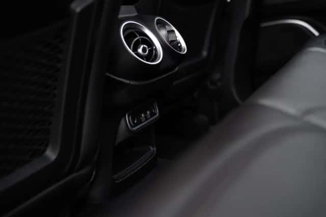 Alfa Romeo Stelvio (2020) thumbnail 38