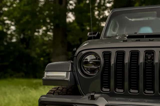 Jeep Wrangler (2022) thumbnail 16