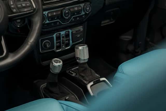 Jeep Wrangler (2022) thumbnail 44
