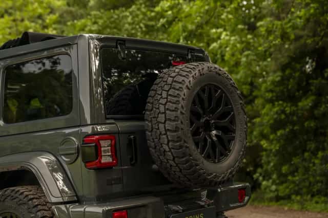 Jeep Wrangler (2022) thumbnail 6