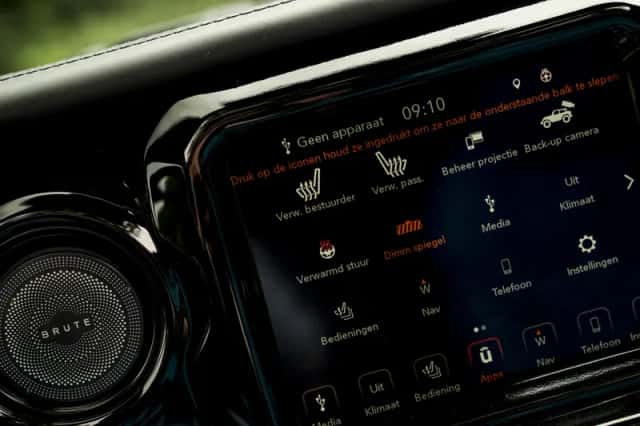 Jeep Wrangler (2022) thumbnail 51