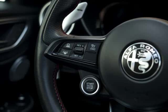 Alfa Romeo Giulia (2023) thumbnail 11