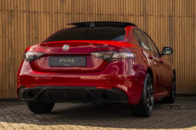 Alfa Romeo Giulia (2023) thumbnail 19