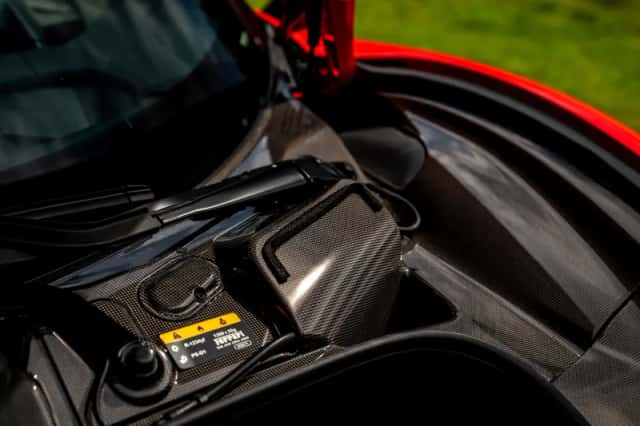 Ferrari 296 GTB (2024) thumbnail 24
