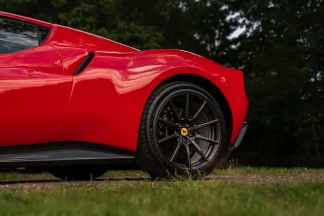 Ferrari 296 GTB (2024) thumbnail 27