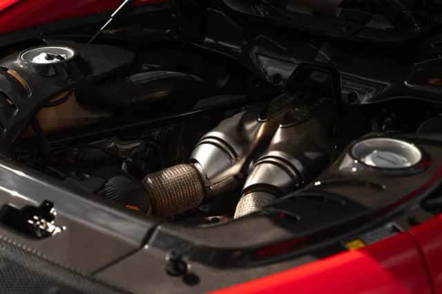 Ferrari 296 GTB (2024) thumbnail 39