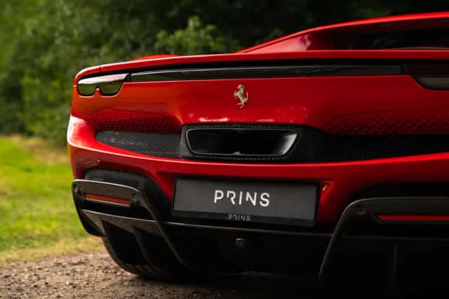 Ferrari 296 GTB (2024) thumbnail 42