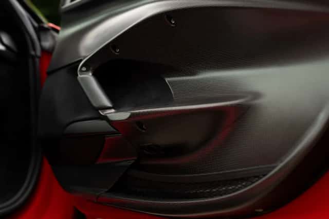 Ferrari 296 GTB (2024) thumbnail 59