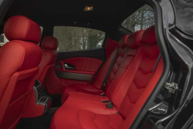 Maserati Quattroporte (2009) thumbnail 9