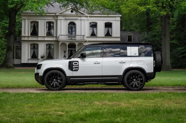 Land Rover Defender (2022)
