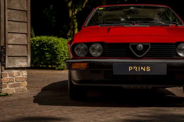 Alfa Romeo GTV (1981) thumbnail 19
