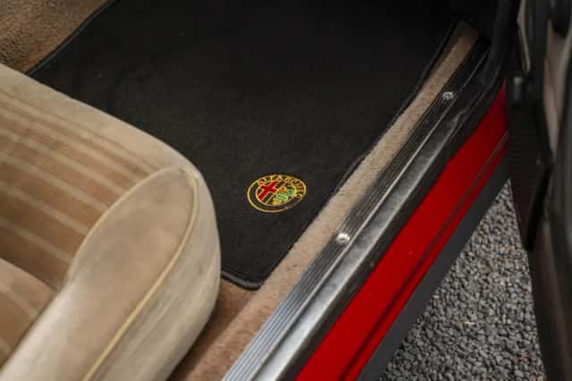 Alfa Romeo GTV (1981) thumbnail 50