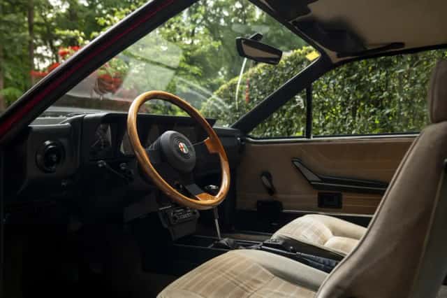 Alfa Romeo GTV (1981) thumbnail 7
