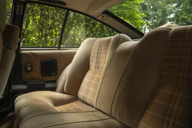 Alfa Romeo GTV (1981) thumbnail 9