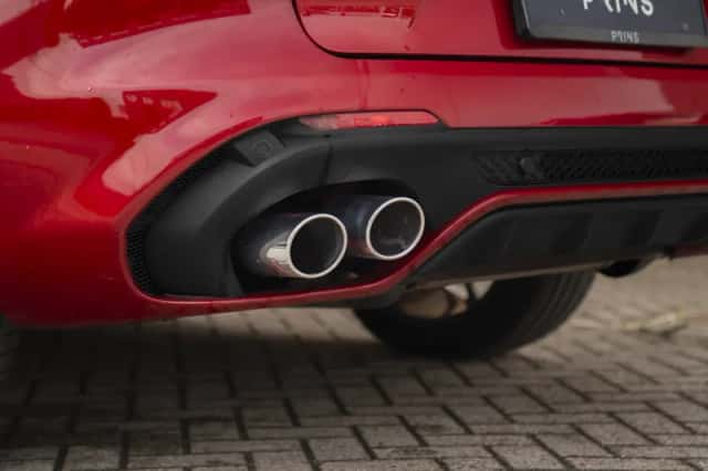Alfa Romeo Stelvio (2021) thumbnail 32
