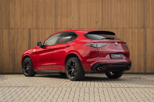 Alfa Romeo Stelvio (2021) thumbnail 6