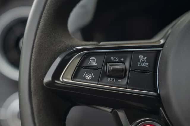 Alfa Romeo Giulia (2024) thumbnail 34