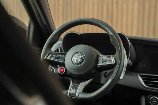 Alfa Romeo Giulia (2024) thumbnail 35