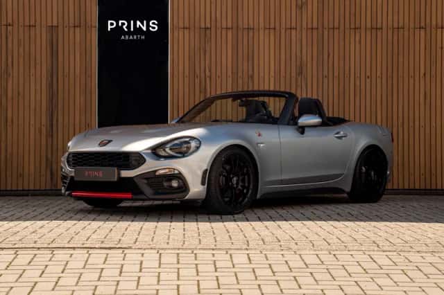 Abarth 124 Spider (2018) thumbnail 1