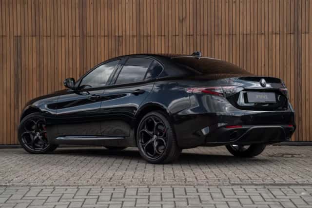 Alfa Romeo Giulia (2023) thumbnail 5