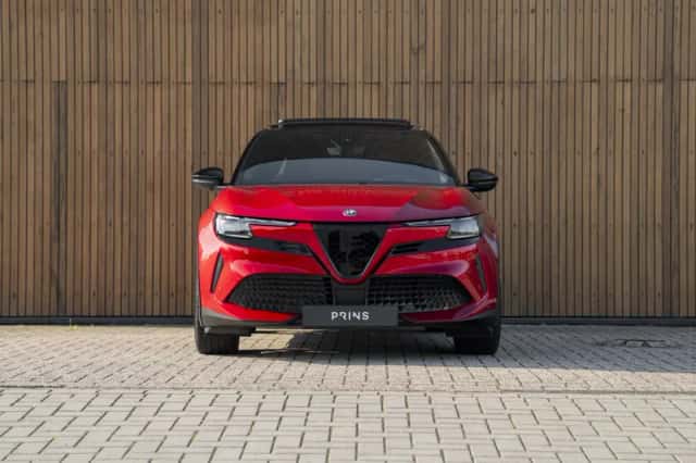 Alfa Romeo Junior (2025) thumbnail 2