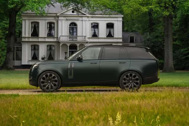 Land Rover Range Rover (2025) thumbnail 1