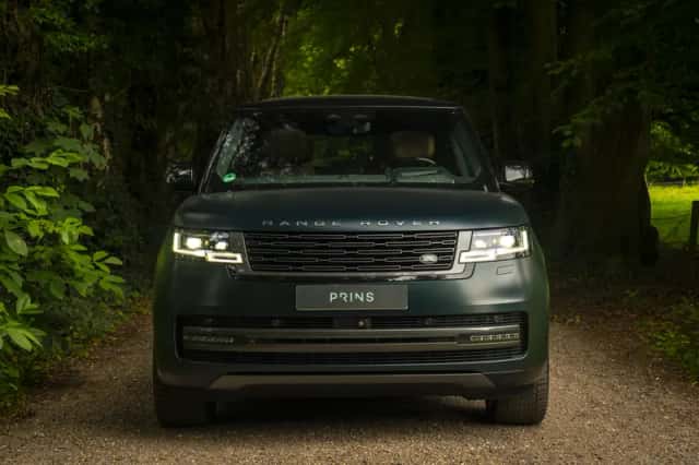 Land Rover Range Rover (2025) thumbnail 2