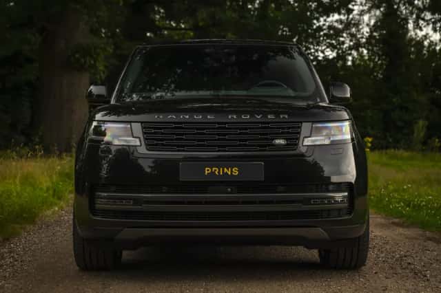 Land Rover Range Rover (2024) thumbnail 2