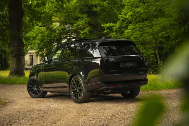 Land Rover Range Rover (2024) thumbnail 4