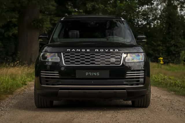 Land Rover Range Rover (2019) thumbnail 2