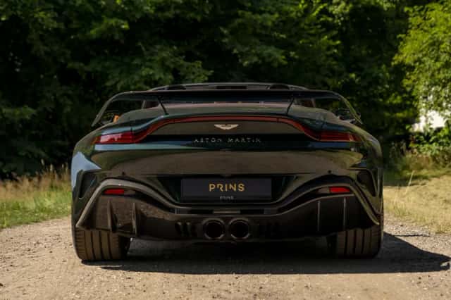 Aston Martin V12 Vantage (2023) thumbnail 5