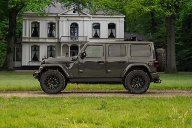 Jeep Wrangler (2022) thumbnail 1
