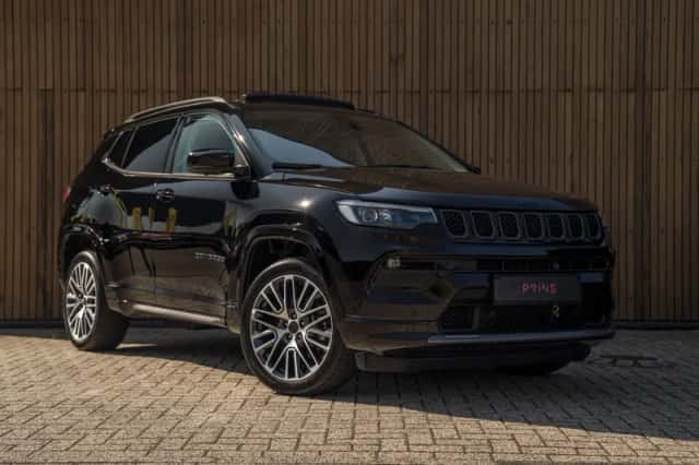Jeep Compass (2025) thumbnail 3