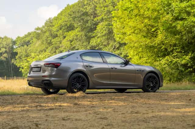 Maserati Ghibli (2022) thumbnail 4