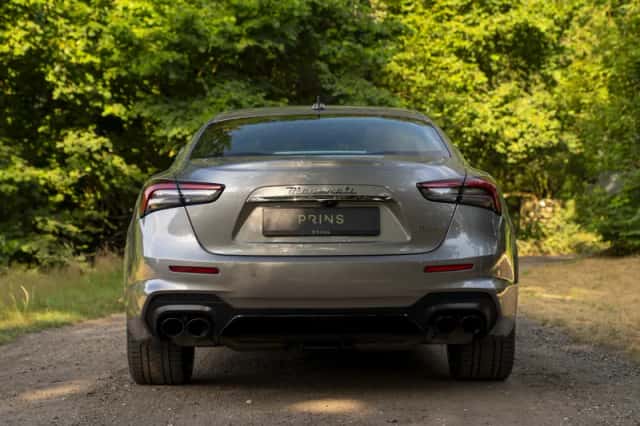 Maserati Ghibli (2022) thumbnail 5